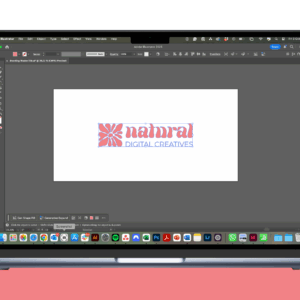 Mock-up di una macbook con il logo in vettoriale di Natural Digital creatives per simboleggiare il servizio di vettorializzazione del logo